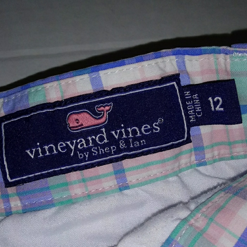 Vinyard Vines Boys sz 12 Shorts EUC! - Picture 2 of 3
